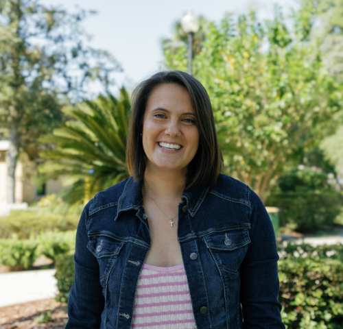 Erin Williams Headshot